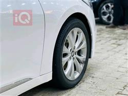 هيونداي أزيرا